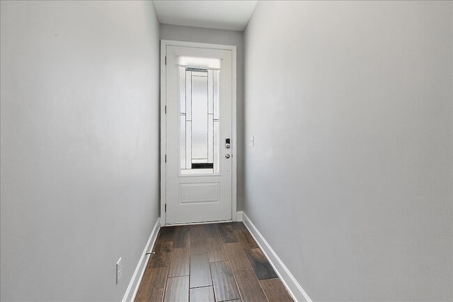 1021 Seaside Dr N in Jacksonville Beach, FL - Foto de edificio - Building Photo