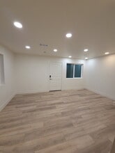 1055 Via Esmeralda in Orcutt, CA - Building Photo - Building Photo