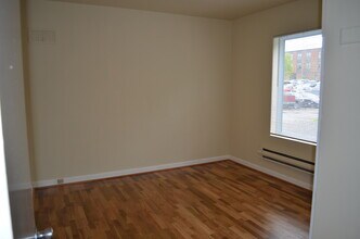 1202 18th St in Bremerton, WA - Building Photo - Building Photo