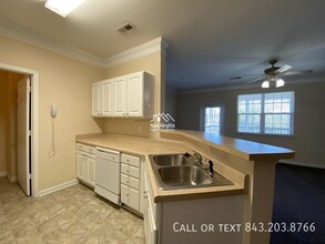 1607 Cambridge Lakes Dr in Mount Pleasant, SC - Building Photo - Building Photo