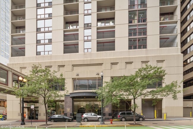 property at 200 N Dearborn St