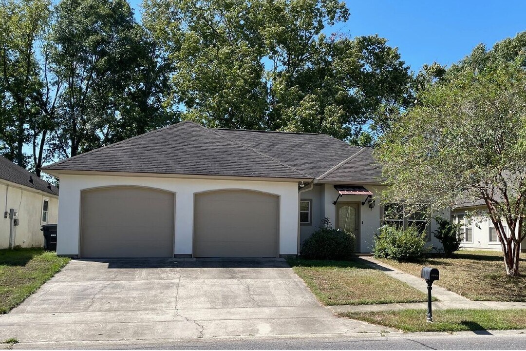 9370 Boone Ave in Baton Rouge, LA - Building Photo