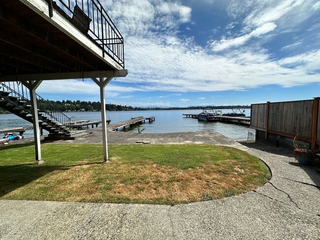 property at 1911 Vernon Rd
