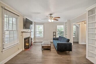 2701 Benbrook Blvd in Fort Worth, TX - Building Photo - Building Photo