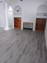 213 Argonne Ave in Long Beach, CA - Building Photo - Building Photo