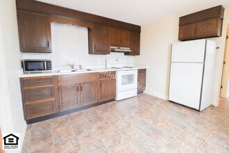 340 N Wayne St in Waterloo, IN - Building Photo - Building Photo