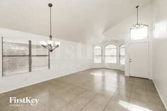 1814 E Erie St in Gilbert, AZ - Building Photo - Building Photo