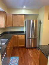 27 Gravenhurst Ct in North Potomac, MD - Building Photo - Building Photo