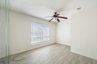 1823 Mandrill Ln in Houston, TX - Building Photo - Building Photo