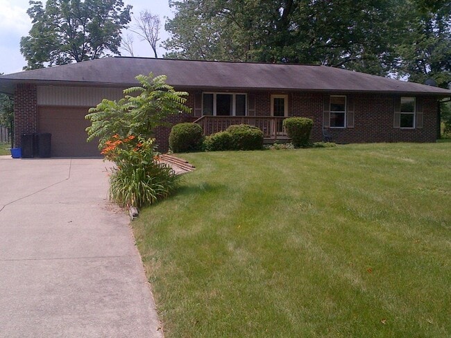 1520 E Matlock Rd in Bloomington, IN - Building Photo - Building Photo
