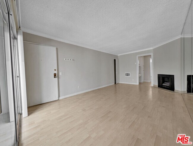 1538 11th St in Santa Monica, CA - Building Photo - Building Photo