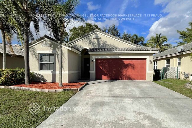 9901 Red Heart Ln in Tamarac, FL - Foto de edificio - Building Photo