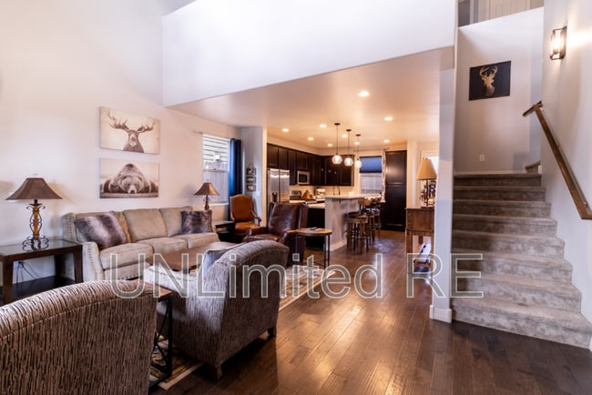 2465 W Pollo Cir in Flagstaff, AZ - Building Photo - Building Photo