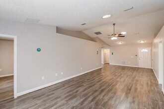 3347 Double Ln in Jacksonville, FL - Building Photo - Building Photo