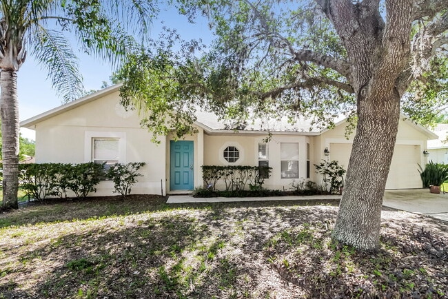 property at 1324 Montheath Cir