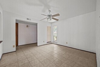 15619 Fall Briar Dr in Missouri City, TX - Building Photo - Building Photo