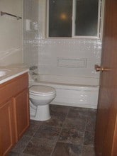 Lake Oswego Apartments in Lake Oswego, OR - Foto de edificio - Interior Photo