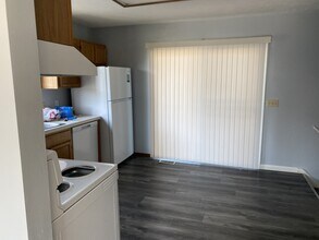 13096 Westland Ct in Holland, MI - Building Photo - Building Photo