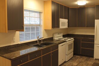 2831 32nd St in Sacramento, CA - Building Photo - Building Photo