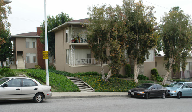 1733 Ellincourt Dr in South Pasadena, CA - Building Photo - Building Photo