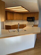 2027 North Dove Avenue in Boise, ID - Foto de edificio - Building Photo