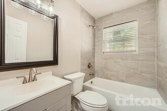 9209 Edgevale Dr in Charlotte, NC - Building Photo - Building Photo