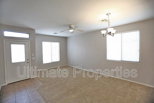 10151 W Hilton Ave in Tolleson, AZ - Building Photo - Building Photo