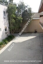 1046 E 7th St in Long Beach, CA - Building Photo - Building Photo