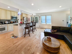 204 Inverrary Ln in Riverwoods, IL - Building Photo - Building Photo