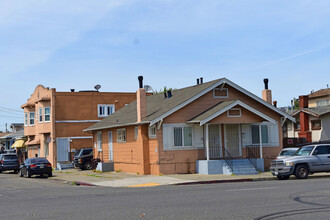 7216 Orral Ave in Oakland, CA - Building Photo - Primary Photo