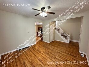 1117 Sibley St NW in Grand Rapids, MI - Building Photo - Building Photo