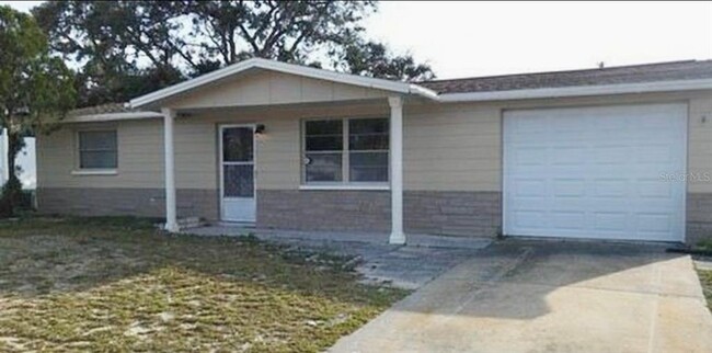 7404 Windsor St in Hudson, FL - Building Photo - Building Photo