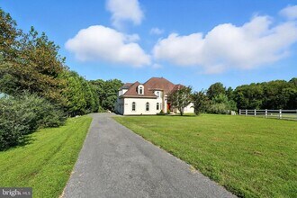 13533 Magruder Farm Ct in Potomac, MD - Building Photo - Building Photo