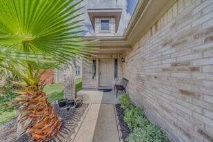 7243 River Pines Dr in Cypress, TX - Building Photo