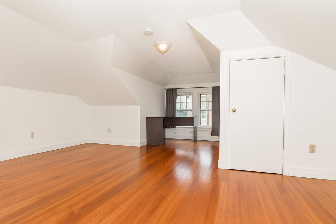 163 Strathmore Rd in Boston, MA - Building Photo