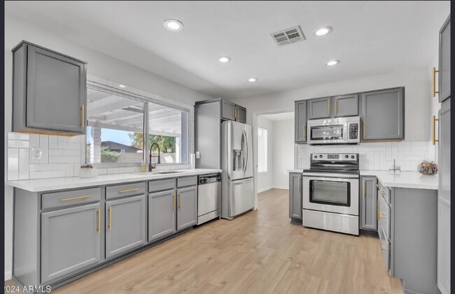 4503 W Palo Verde Ave in Glendale, AZ - Building Photo - Building Photo