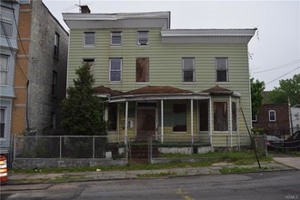 152 Hawthorne Ave in Yonkers, NY - Building Photo - Building Photo