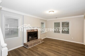 1129 Well Spring Dr in Charlotte, NC - Building Photo - Building Photo