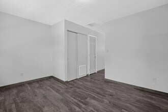 53 Neil St in Delaware, OH - Building Photo - Building Photo