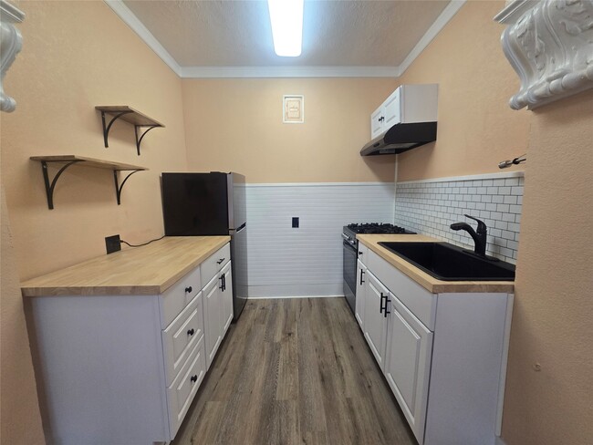 property at 725 Broadway Avenue J