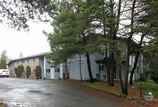 Holly Hill Manor in Portland, OR - Foto de edificio - Building Photo