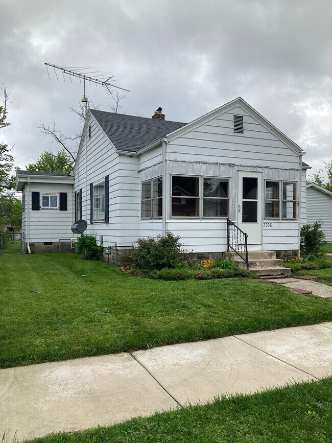 2228 W 7th St in Muncie, IN - Building Photo - Building Photo