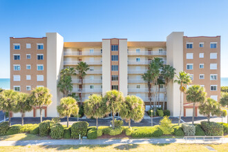 MAJESTY PALM CONDO in Satellite Beach, FL - Building Photo - Building Photo