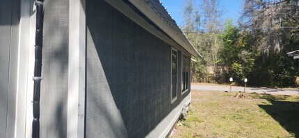 301 E Bay St in Palatka, FL - Building Photo - Building Photo