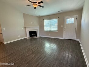 114 Laredo Dr in Jacksonville, NC - Building Photo - Building Photo