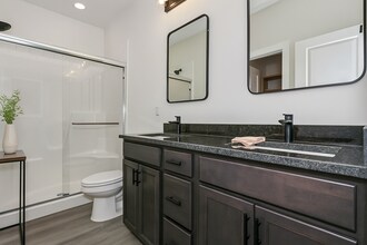 5121-5123 S Chase Ave in Wichita, KS - Building Photo - Building Photo