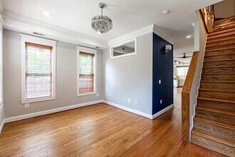 10 E Reed Ave in Alexandria, VA - Foto de edificio - Building Photo