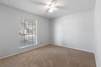 16918 Camberwell Green Ln photo'