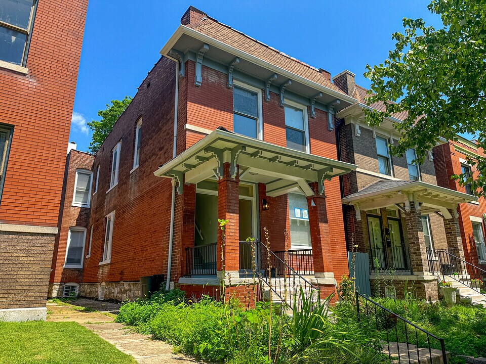 4167 Botanical Ave, Unit 1F in St. Louis, MO - Building Photo