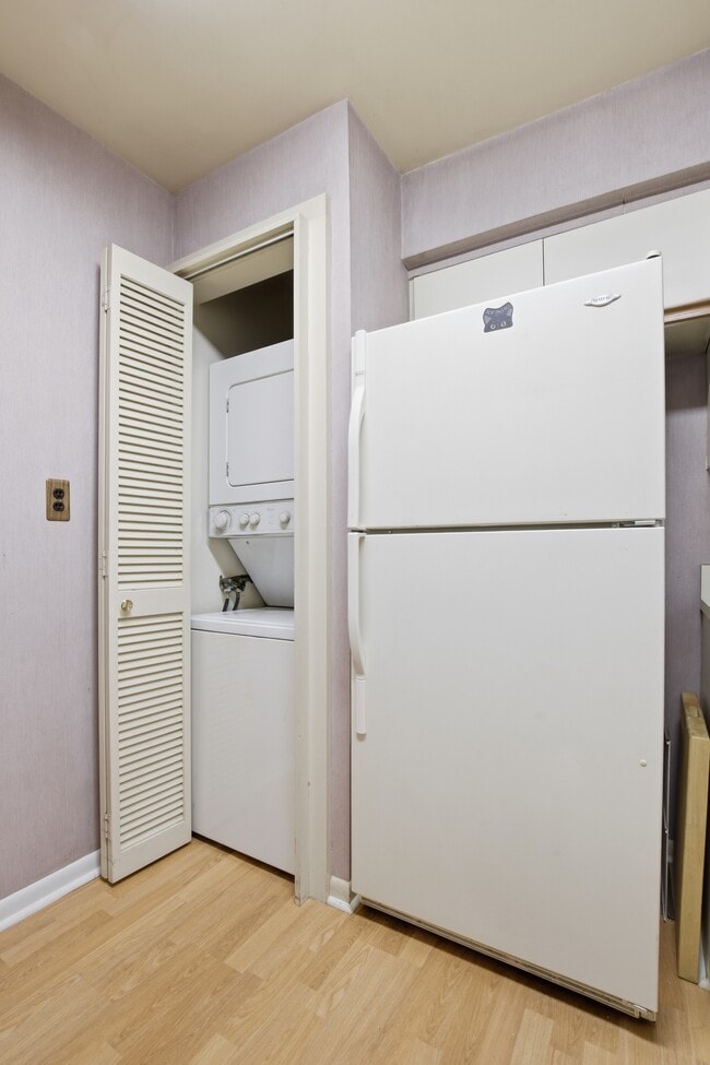 700 10th St, Unit Apt 1 in Secaucus, NJ - Building Photo - Building Photo